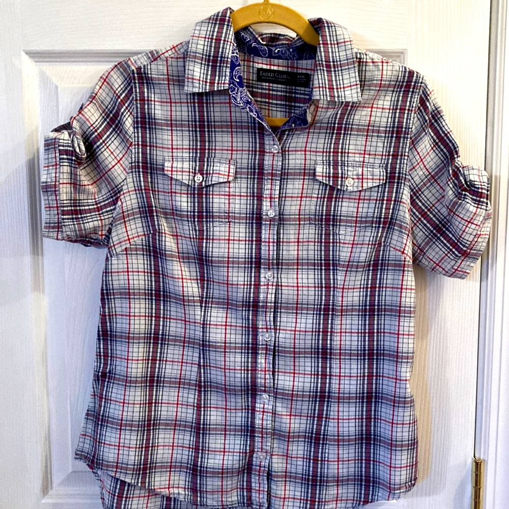 Faded Glory women’s button up short sleeve red white  blue striped blouse. Small